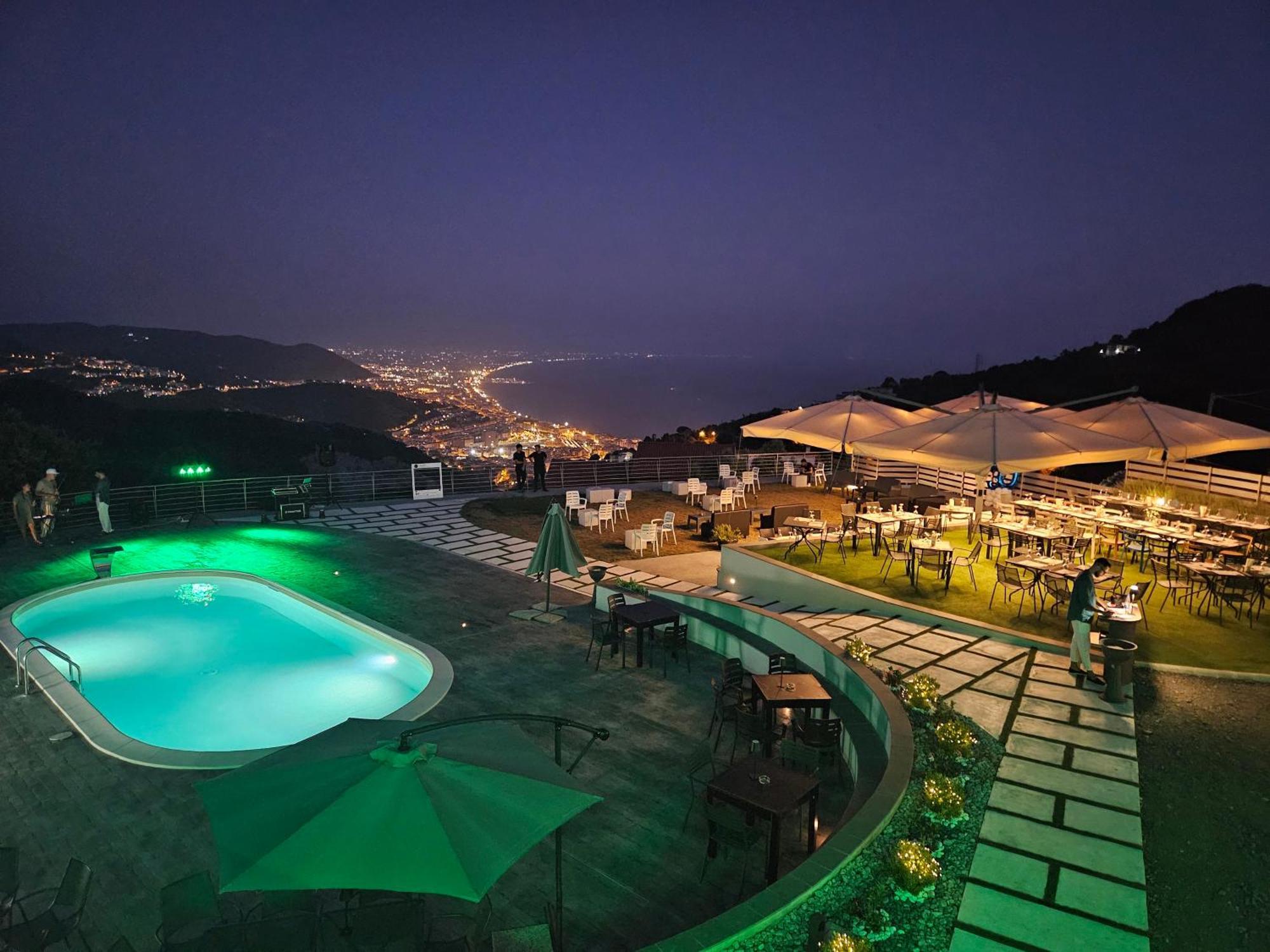 Tenuta Croce Karol-piscina-vista Mare Apartamento *